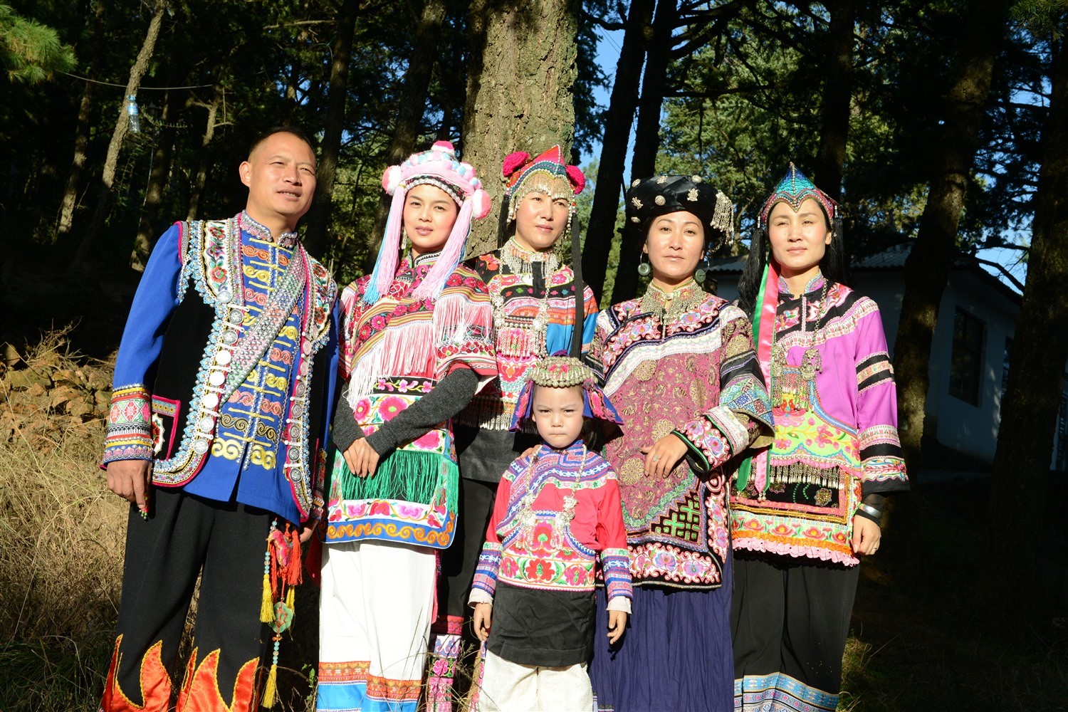 楚雄州彝族服饰的传承与创新—点击楚雄网